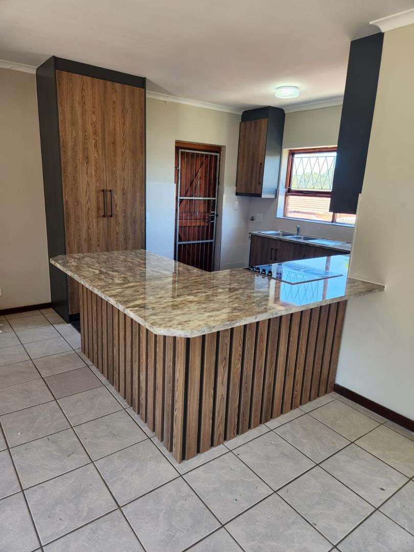 To Let 2 Bedroom Property for Rent in Kabega Park Eastern Cape